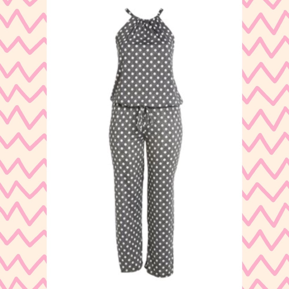 💠NEW💠Black & white polka dotted Halter Jumpsuit